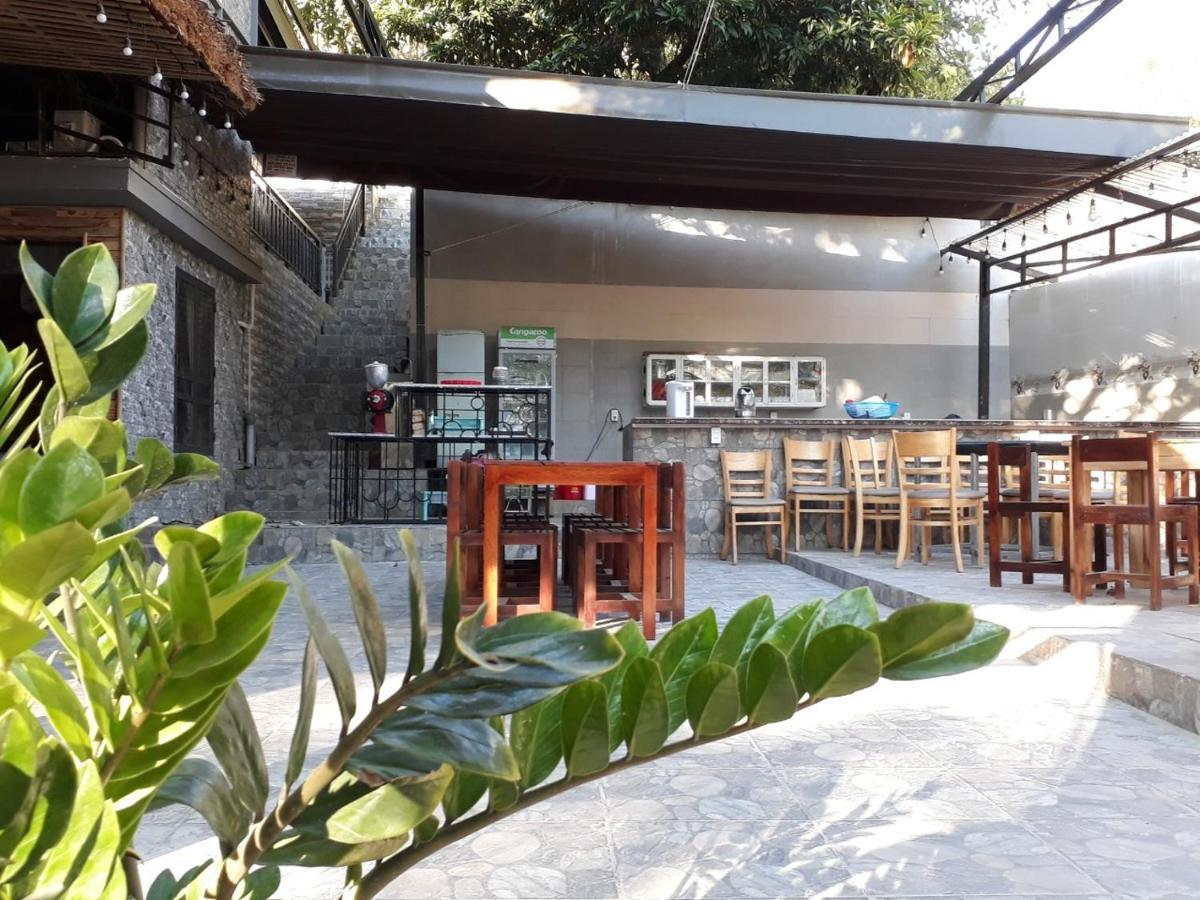 Ha Giang Creekside Homestay And Tours Bagian luar foto